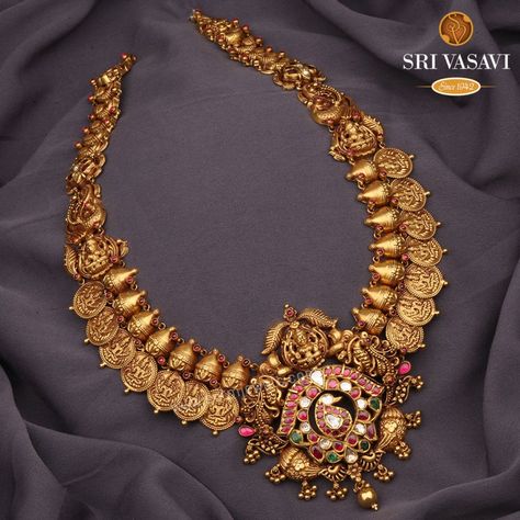 Latest Gold Antique Necklace Designs, Beaded Jewelry Designs Ideas, Gold Wedding Jewelry Necklace, Jewelry Designs Ideas, Radha Kishan, Antique Necklace Gold, Temple Jewelry Necklace, Neck Pieces Jewelry, Antique Necklaces Design