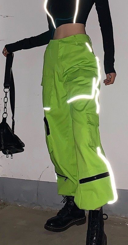 90s Neon Fashion, Neon Green Cargo Pants, Ropa Color Neon, Neon Streetwear, Neon Green Outfits, Streetwear Trousers, Neon Outfits, Pants Streetwear, Bf Gf