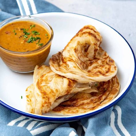 Flaky Roti Canai Recipe - The Flavor Bender Thai Roti, Flaky Roti, Roti Canai Recipe, Indian Bread Recipes, Roti Canai, Homemade Naan Bread, Trini Food, Roti Recipe, Sri Lankan Recipes