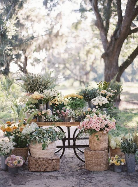 Best of 2020 | 22 of our favourite styled shoots | Year end favourite | Gallery | Item 15 Flower Forest Wedding, Flower Market Wedding, Goat Wedding, Bridal Picnic, Flower Picnic, Picnic Flowers, Floral Photoshoot, Wedding Picnic, Baby Goat