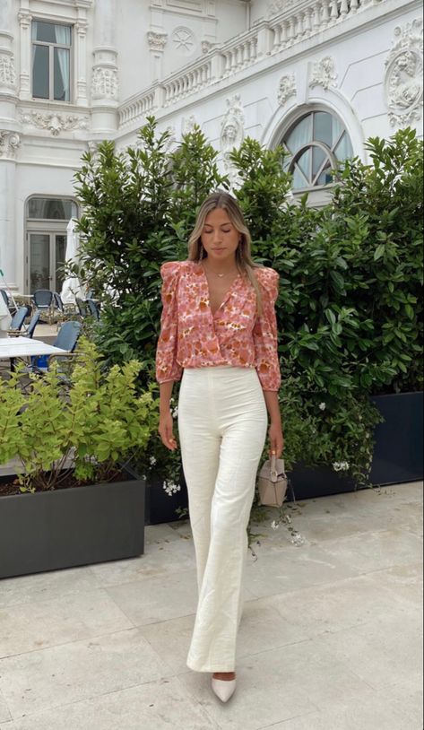 Classy Slacks Outfit, Wedding Guest Trousers Women, Wedding Guest Trouser Outfit, Wedding Guest Outfit Trousers, Wedding Guest Pants Outfit, Spring Parisian Style, Pants Wedding Guest Outfit, Wedding Guest Pants, White Trousers Outfit