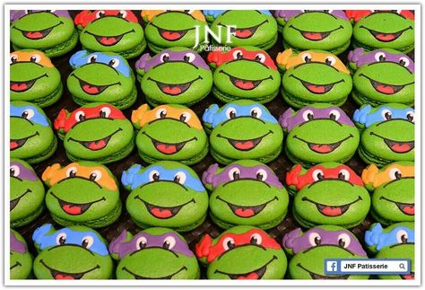 Ninja Turtles macarons Ninja Turtle Macarons, Turtle Dessert, Gourmet Sweets, Ninja Turtles Birthday Party, Ninja Birthday Parties, Candy Man, 2nd Birthday Boys, Ninja Birthday, Ninja Turtle Party