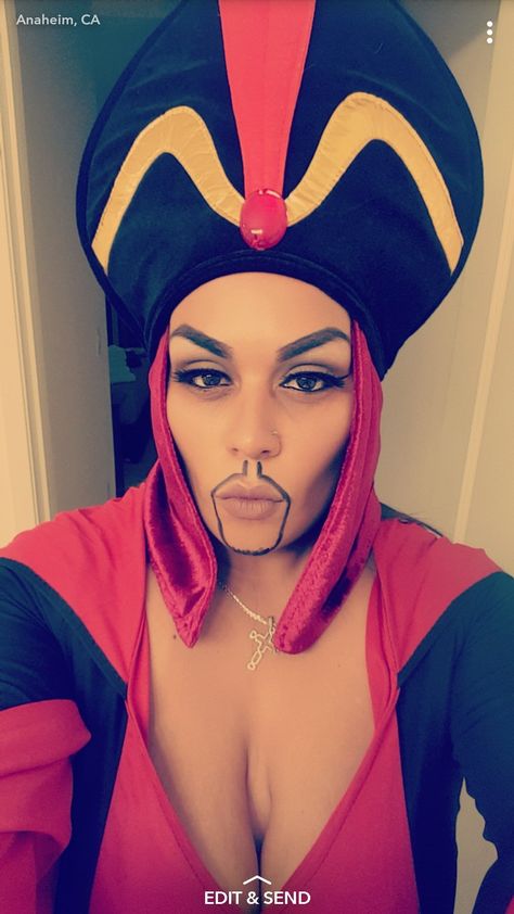 #jafar #makeup #diy #aladdin #disney #halloween2017 #disneyvillians #jafarmakeup Jafar Makeup, Aladdin Live Action, Jafar Aladdin, Aladdin Live, Aladdin Disney, Oscar Night, Women Costume, Women's Costumes, Tornado