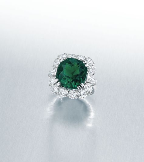 IMPORTANT EMERALD AND DIAMOND RING, BULGARI Antique cushion-shaped emerald of 8.80 carats, circular and tapered baguette-cut diamonds, platinum, ring size 4. 3/4 with sizing beads, signed Bvlgari Bulgari Emerald Ring, Green Diamond Rings, Antique Cushion, Emerald And Diamond Ring, Fancy Rings, Green Rings, Baguette Cut Diamond, Jewelry Rings Diamond, Green Diamond