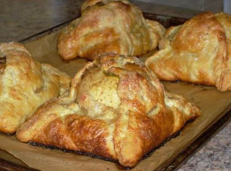 Granny Smith Apples In Puff Pastry Recipe Apple Recipes Granny Smith, Apples In Puff Pastry, Granny Smith Apples Recipes, Puff Dessert, Roasted Fall Vegetables, Puff Pastry Recipe, Apple Snacks, Apple Puff Pastry, Pastry Recipe