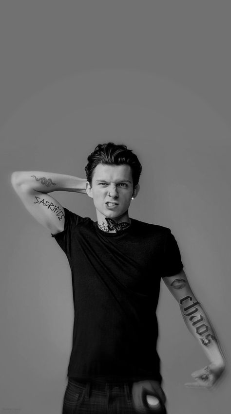 Tom Holland Tattoo, Piercings And Tattoos, Tom Holland, Tattoos And Piercings, Holland, Piercings, Marvel, Actors, Tattoos