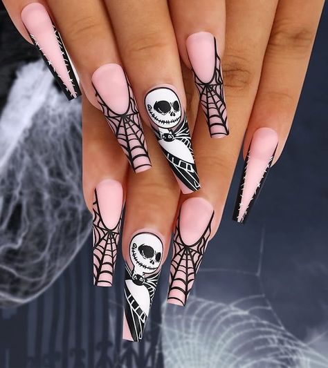 Nail Stamp Kit, Black Halloween Nails, Halloween Press On Nails, Halloween Acrylic Nails, Nail Stamper, Pink Nail Art, Coffin Nails Long, Black Spider, Nails Pink