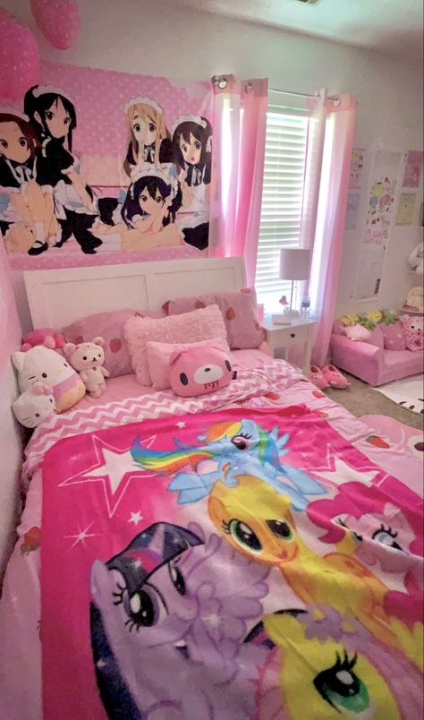 Backgrounds Room, Otaku Room Aesthetic, My Little Pony Bedroom, Hello Kitty Room Decor, Kawaii Room Ideas, Bedroom Stuff, Otaku Room, Pink Room Decor, Cute Bedroom Ideas