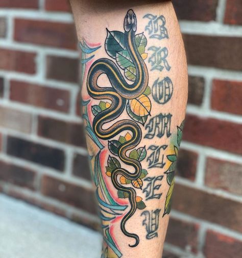 🍄Annie Burkhard🍄 on Instagram: “Garter snake gap filler 🐍” Gardener Snake Tattoo, Garter Snake Tattoo, Location Tattoo, Filler Tattoos, Garter Snake, Snake Tattoo, Body Mods, Tattoo Ideas, Gap