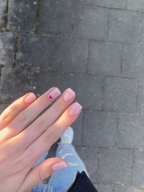 Shirt Biab Nails, Pink Biab Nail Designs, Pink Nails Red Heart, Biab Nails Pink, Pink Biab Nails, Biab Designs, Nails Red Heart, Ombre Chrome, Ombre Chrome Nails