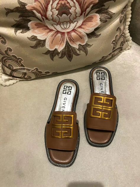 Givenchy woman slippers casual sandals brown Woman Slippers, Givenchy Shoes, Sandals Brown, Givenchy Women, Tory Burch Miller, Casual Slippers, Tory Burch Flats, Tory Burch Miller Sandal, Brown Sandals