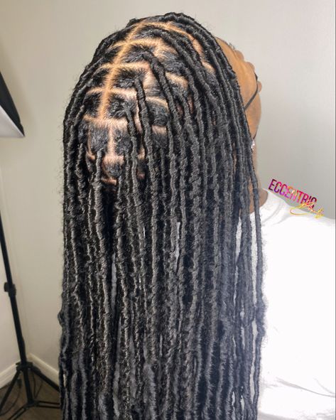 36 inch soft locs with square parts! So crispy! 🤤 Med Soft Locs, Soft Locs Hairstyles Big Parts, Faux Locs With Big Parts, 36inch Soft Locs, Soft Locs Smedium, Soft Locs Medium Size, Faux Locs Small Size, 36 Inch Soft Locs Hairstyles, Soft Faux Locs Medium Length