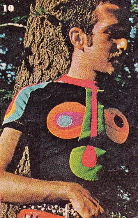 Stephen Burrows 1970s, 1979 Fashion, Featherstone Vintage, Stephen Burrows, 1970s Men, Black Fashion Designers, Ossie Clark, Fantastic Fashion, Graphic Fashion