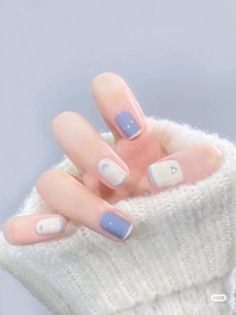 Blue Nails Korean Style, Pastel Short Nails, Nail Tay Cute, Douyin Jelly Nails Blue, Korean Gel Nails Blue, Blue Icicle Nails Korean, Blue Xiaohongshu Nails, Short Nails Cute, Pastel Blue Nails