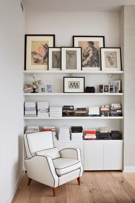 I do love this white chair with the navy piping. Decor Ikea, Apartment Budget, Design Del Prodotto, Cupboard Doors, Decor Minimalist, Style At Home, Book Shelf, Architectural Digest, Elle Decor