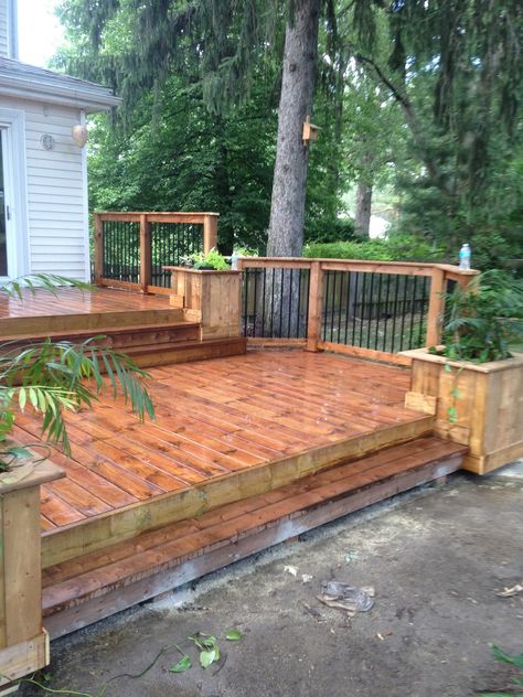 Deck Ideas & Designs | Pictures & PhotoGallery | Decks.com by Trex Narrow Deck Ideas, Deck Remodel, Multi Level Deck, Tiered Deck, Deck Pictures, Patio Deck Designs, Above Ground Pool Landscaping, Deck Designs Backyard, Deck Designs