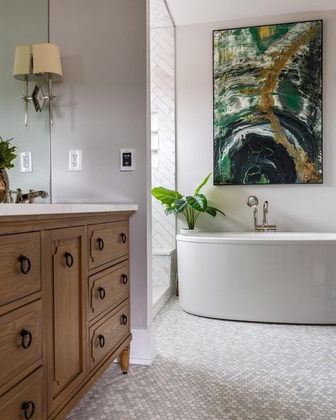 Windy City Rehab on Instagram: “Bathroom Goals  @thealisonvictoria @donobro  #WindyCityRehab” Windy City Rehab, Bathroom Rehab, Alison Victoria, Instagram Bathroom, Bathtub Remodel, Bathroom Goals, Installing Cabinets, Windy City, Bathroom Fixtures