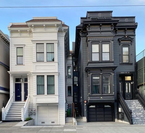 Aesthetic Town House Exterior, San Francisco Townhouses, Row House With Garage, Apartment Inspiration Exterior, Small Apartment Exterior Design, Flat Exterior Design, Townhouse Neighborhood, Small Apartment Exterior, Townhouses Architecture