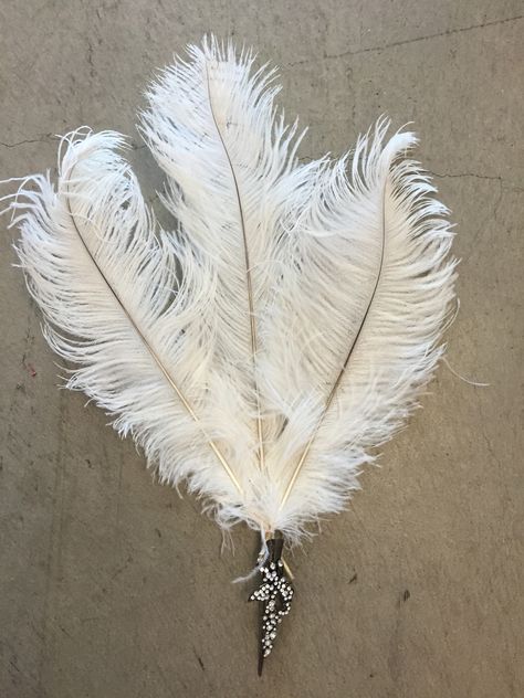 11 white feather headpieces  #LAUnboundWhite Regency Feather Headpiece, White Feather Headpiece, Bridgeton Outfits, Versailles Ball, Soiled Doves, Art Coursework, Feather Hair Pieces, Art Core, Feather Crown