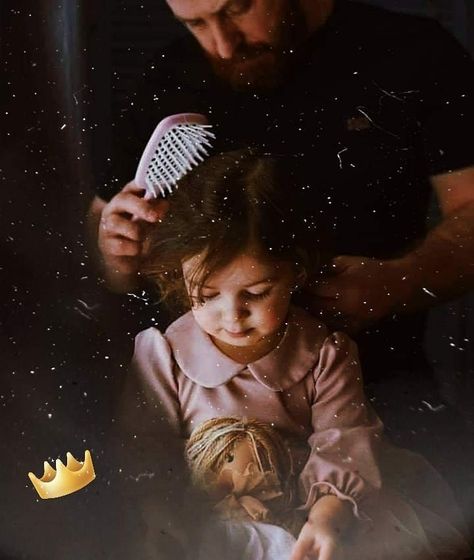 Father And Daughter Pictures, Father Daughter Pictures, Father Daughter Love Quotes, Couple With Baby, Father And Daughter Love, Best Flower Pictures, Eminem Quotes