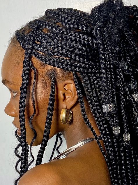 Short goddess knotless braids with beads Short Goddess Knotless Braids, Bob Braids With Beads, Knotless Bob Braids, Goodness Braids, Knotless Bob, Goddess Knotless Braids, Goddess Knotless, Knotless Braids With Beads, Braids Beads