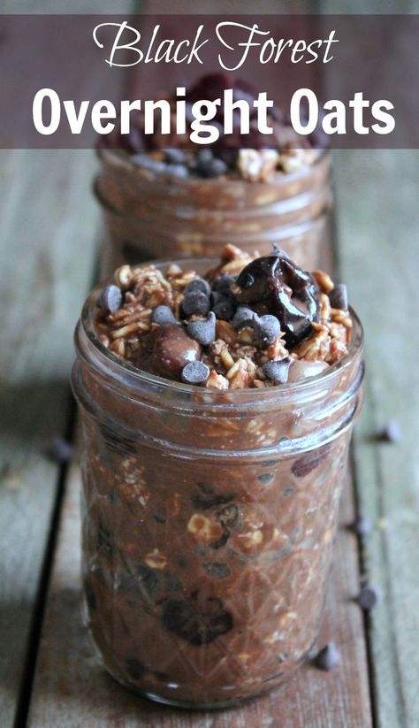 Brownie Overnight Oats, Overnight Oats Chocolate, Brownie Oatmeal, Chocolate Mint Brownies, Cherry Brownies, Overnight Oatmeal Recipes, Oat Recipes Healthy, Overnight Oats Recipe Healthy, Mint Brownies