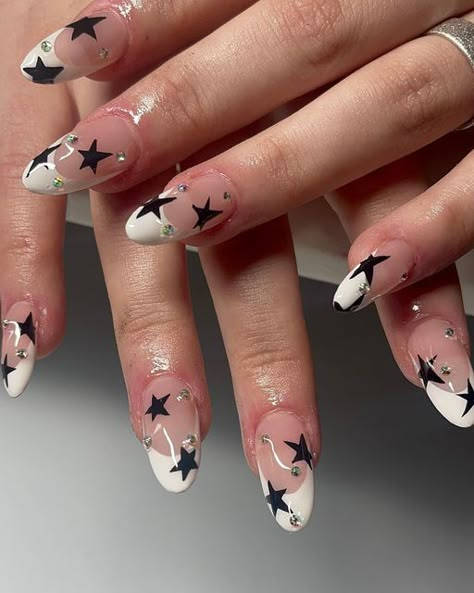 Star Nail, Nagel Tips, Star Nails, Girls Nails, Stick On Nails, Funky Nails, Dream Nails, Chic Nails, Short Acrylic Nails