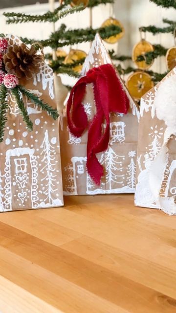 Brown Paper Lunch Bags, Gingerbread Gifts, Gingerbread House Designs, All Things Gingerbread, Paper Lunch Bags, Paper Lunch, Happy New Week, Puff Paint, Wrapping Gifts