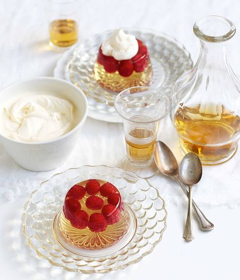 Champagne jelly with raspberries recipe :: Gourmet Traveller Pretty Baking, Champagne Jelly, Jelly Desserts, Fruit Centerpieces, Raspberry Recipes, Mini Tortillas, Jelly Recipes, Cooking Art, Recipe Images