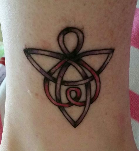 Celtic Love Angel Celtic Symbol For Sister, Sister Symbols, Celtic Motherhood Knot, Motherhood Knot, Celtic Motherhood, Guardian Angel Tattoo, Love Angel, Celtic Symbols, Angel Tattoo