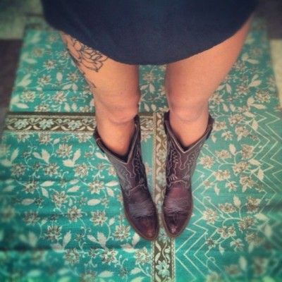 Peekaboo Placement, Tattoos Cowboy, Boots Tattoo, Boo Tattoo, Thigh Tats, Dress Tattoo, Upper Thigh Tattoos, Thigh Tat, Tattoo Placements