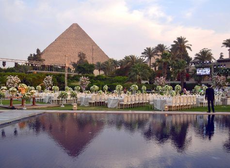 Egyptian Wedding, Wedding Ambiance, Pyramids Egypt, Muslimah Wedding Dress, Muslimah Wedding, Hotel Wedding Venues, Moroccan Wedding, Weird Dreams, Cairo Egypt