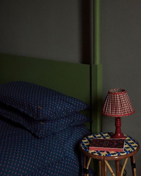 JANUARY | On dark winter mornings and rainy weekends, curl up with a good book under beautiful printed bed linen and heirloom blankets.… | CARAMEL London (@caramellondon) on Instagram Queen Size Bed Styling, Indian Block Print Bedding, Red Blue Green Aesthetic, Cobalt Bedroom, Curtain Wall Bedroom Behind Bed, Dark Paint Bedroom, Caramel Bedding, Bedroom Inspirations Green, Mcm Bedroom