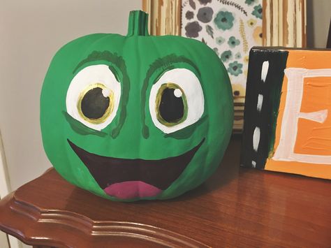 Tangled Painted Pumpkins, Pumpkin Disney Painting, Rapunzel Pumpkin Painting, Monster Inc Pumpkin, Tangled Pumpkin Painting, Disney Painted Pumpkins, Painted Punkins, Tangled Pumpkin, Disney Pumpkin Painting Ideas