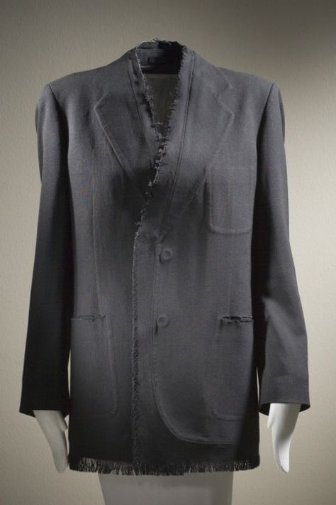 Margiela Jacket, Rare Clothing, Trims Fashion, Conceptual Fashion, France Paris, Am Pm, Martin Margiela, 가을 패션, Tailored Jacket