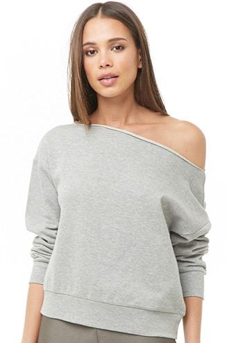 How To Cut A Sweatshirt Off The Shoulder, Off The Shoulder Crewneck, Clothes Remake, Spiderman Oc, Bagel Bar, Diy Cut Shirts, Off The Shoulder Sweatshirt, Off Shoulder Sweatshirt, Gym Wear For Women