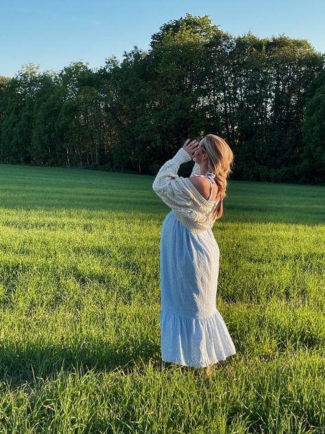 Pregnant Aesthetic Maternity Outfits, Modest Christian Outfits, Single Mother By Choice, Dream Bored, Cottage Fashion, Modest Christian Clothing, Scotland Aesthetic, Christian Outfits, Scandi Summer