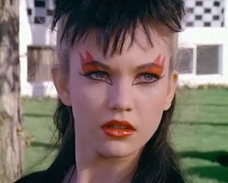 diane lane from ladies and gentleman the fabulous stains Female Film Characters, Rock Makeup, Make Carnaval, Film Characters, 80s Makeup, 70s Punk, Punk Makeup, Star Magazine, Diane Lane