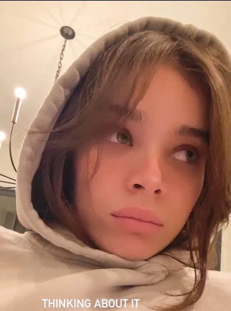 Hailee Steinfeld Funny, Hailee Steinfeld Cute, Kate Bishop Hawkeye, Shot Book, Young Avengers, Kate Bishop, Hailee Steinfeld, X Reader, I Love Girls