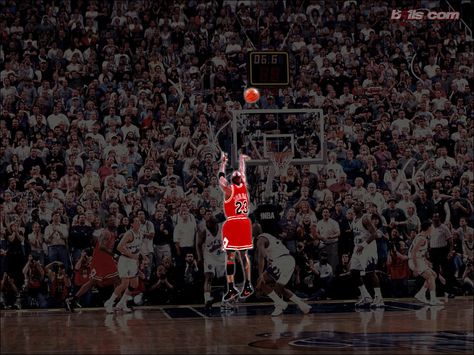 Last shot Jordan Background, Michael Jordan Last Shot, Jordan Pictures, Michael Jordan Quotes, Bulls Wallpaper, Michael Jordan Pictures, Inspiring Sayings, Michael Jordan Basketball, Bola Basket