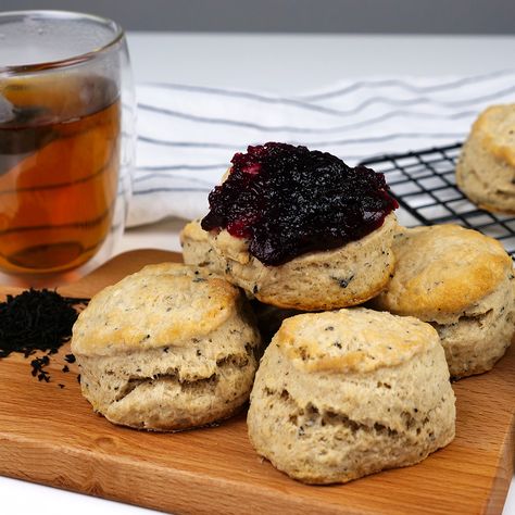 Early Grey Scones, Earl Gray Scones, Earl Grey Scones Recipe, Easy Scones Recipe, Earl Grey Scones, Tea Scones Recipe, Easy Scones, English Scones, Tea Treats