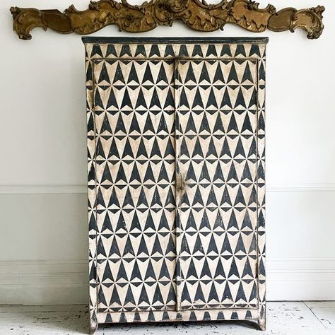 White Armoire, Hall Cupboard, Fine Antique Furniture, Geometric Black And White, Patterned Furniture, Painted Patterns, Painted Cupboards, Funky Furniture, Hand Painted Furniture