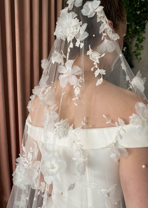 Fantasy Wedding Veil, Statement Veils, Veil Options, Embellished Wedding Veil, Veil Wedding Dress, Engagement Hair, Veil For Bride, Floral Wedding Veils, Embellished Veil