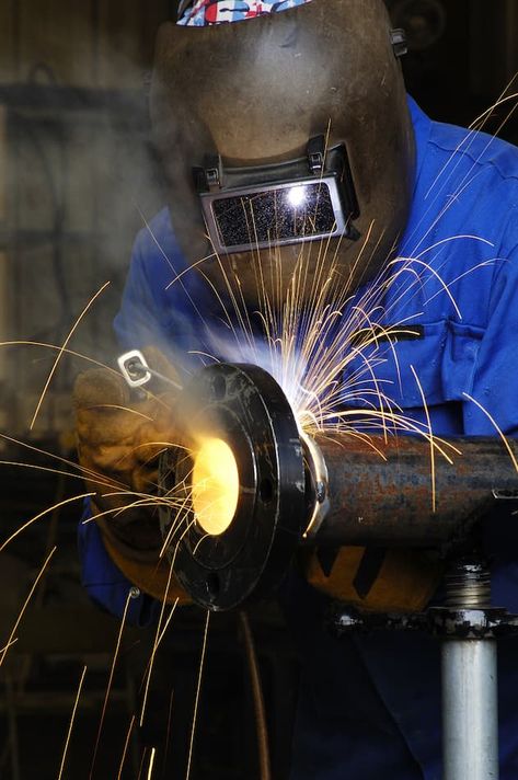 If you’ve purchased your own TIG #electrodes in the past and you weren’t working to a specific build standard, there’s an excellent chance that you’re accustomed to choosing blue-tipped #lanthanated #tungsten for steel as a matter of habit. The Tig, Welding Electrodes, Types Of Welding, Aluminium Cladding, Tig Welder, Award Plaque, Welding Torch, Welding Process, Welding And Fabrication