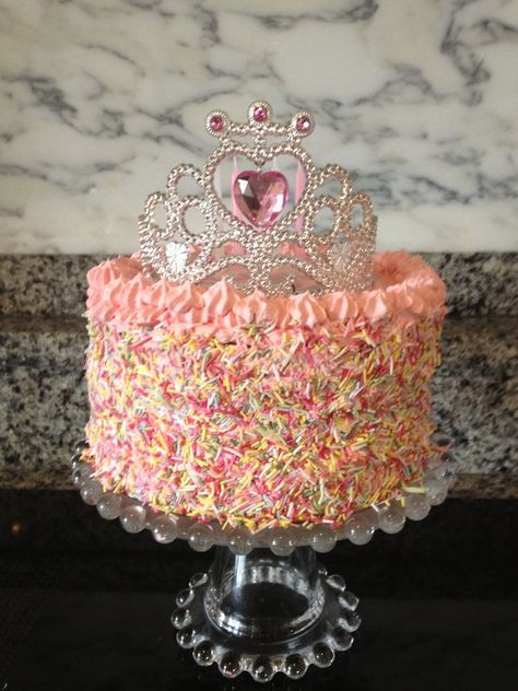 Princess Sprinkle Cake, Cake With Tiara Topper, Princess Cake With Tiara, 5 Year Birthday Cake Ideas, Princess Two Year Old Party, Homemade Princess Cake, Her Royal Fiveness Birthday Cake, Princess Cake Diy, Birthday Cake For 6 Year Girl