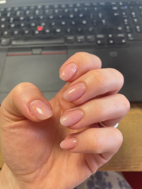 Nude nails Dainty Glitter Nails, Nude Pink Sparkle Nails, Light Sparkle Nails, Natural Sparkle Nails, Neutral Sparkle Nails, Sparkly Short Nails, Nude Sparkle Nails, Sparkly Nude Nails, Nude Shimmer Nails