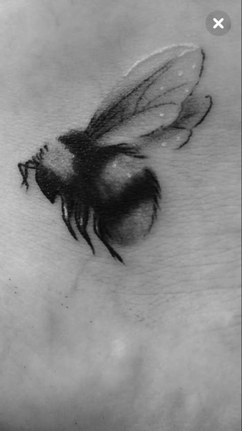 Animal Ankle Tattoo, Fineline Bumblebee Tattoo, Bumble Bee Tattoo Realistic, Black And White Bee Tattoo, Bumble Bee On Flower Tattoo, Black And White Bumble Bee Tattoo, Bee And Flower Tattoo, Bumble Bee With Flower Wings Tattoo, Queen Bee Tattoo