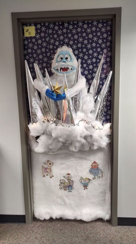 Christmas fun in the office. Locker Decorations Christmas, Yeti Door Decoration, Yeti Classroom Door, Misfit Toys Door Decorations, Yeti Door Decorations For School, Rudolph Door Decorating Ideas, School Door Ideas, Christmas Trash, Christmas Hallway