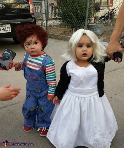 Chucky and Bride of Chucky Halloween Costumes for Babies Toddler Chucky Costume, Chuckys Bride, Chucky And Bride, Bride Of Chucky Halloween, Brother Sister Halloween Costumes, Chucky Halloween Costume, Bride Crochet, Chucky Bride, Chucky Costume