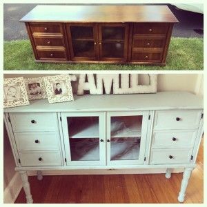 Tv Console Makeover, Upcycled Buffet, Console Makeover, Alternative Furniture, Refurbishing Furniture, Tv Consoles, Furniture Rehab, Household Furniture, Refurbished Furniture